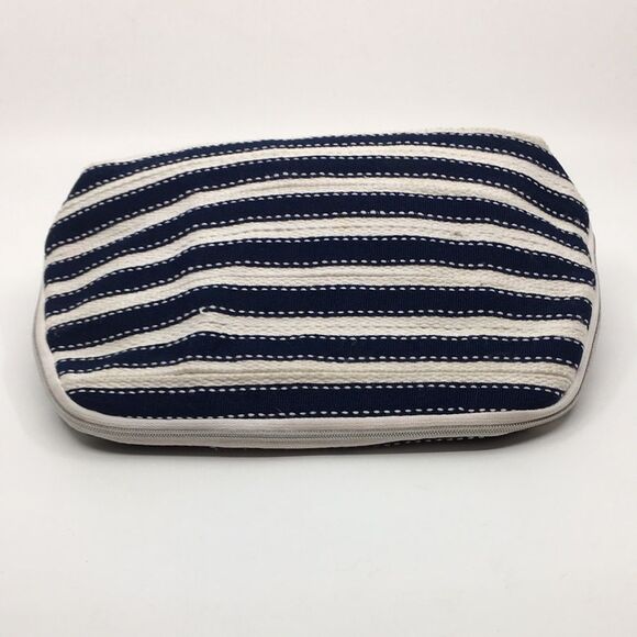 Oscar de la Renta Navy Blue and Cream Striped Padded Makeup / Cosmetic Bag - Picture 14 of 16